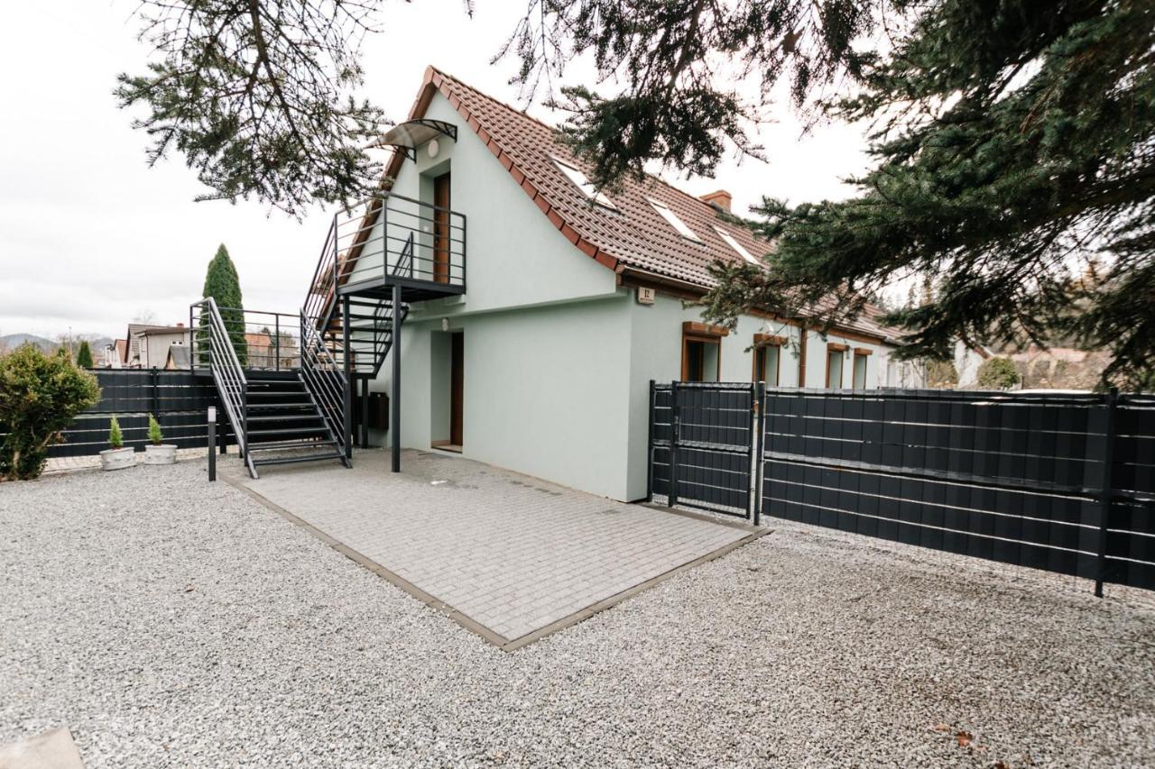 Karo 1 Karkonosze Apartment Jelenia Gora
